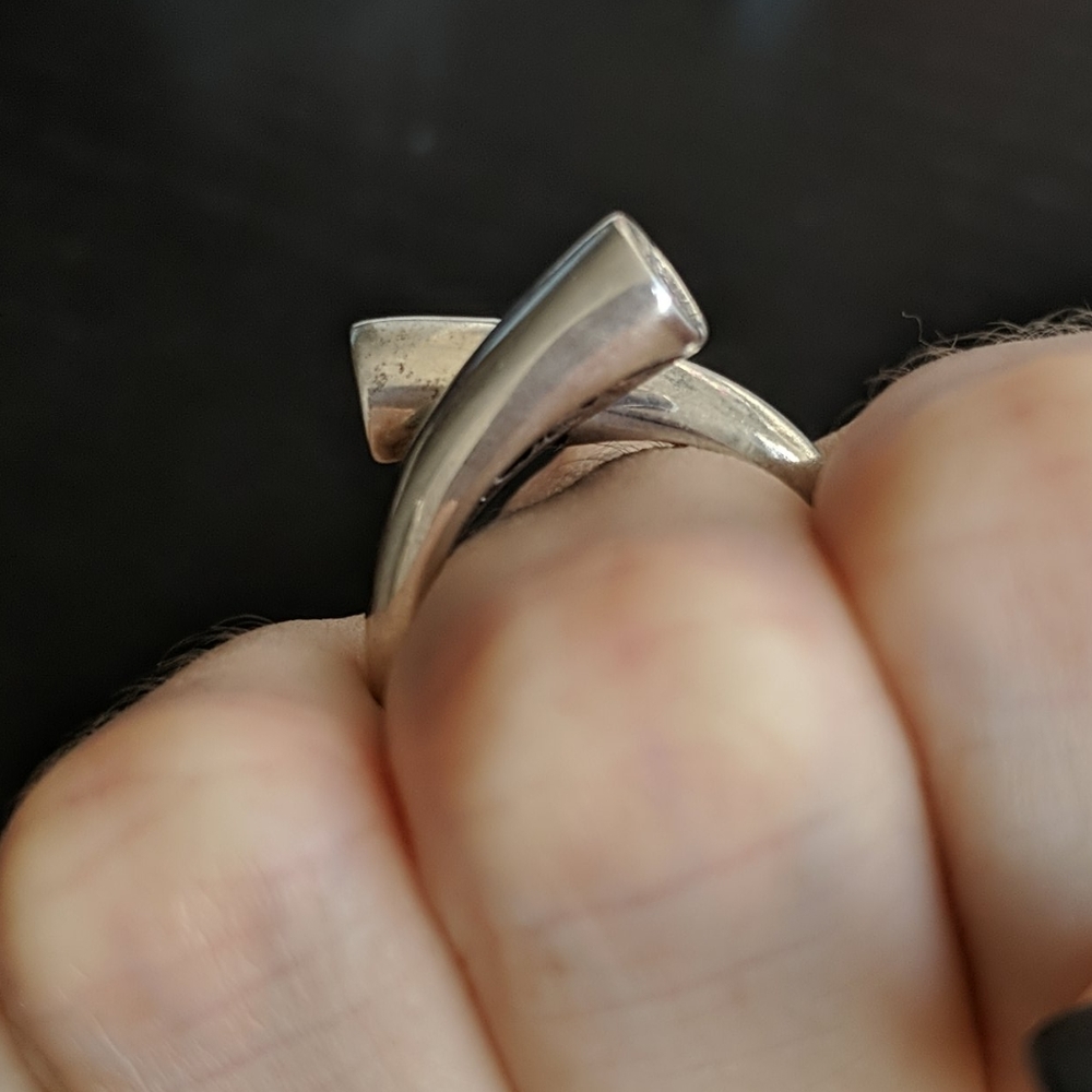 Silver ring - Picture 3 of 3